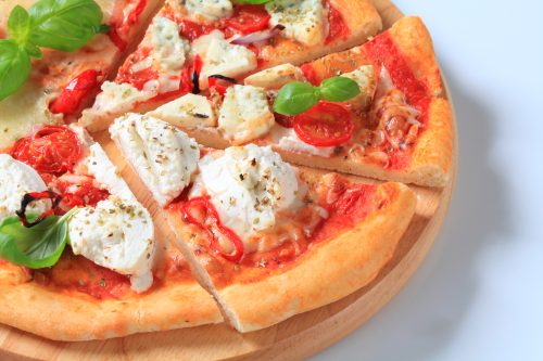 Pizza integral con champiñones y ricotta